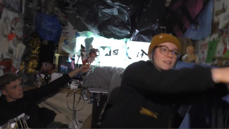 ww8317b.jpg ww8317b.jpg