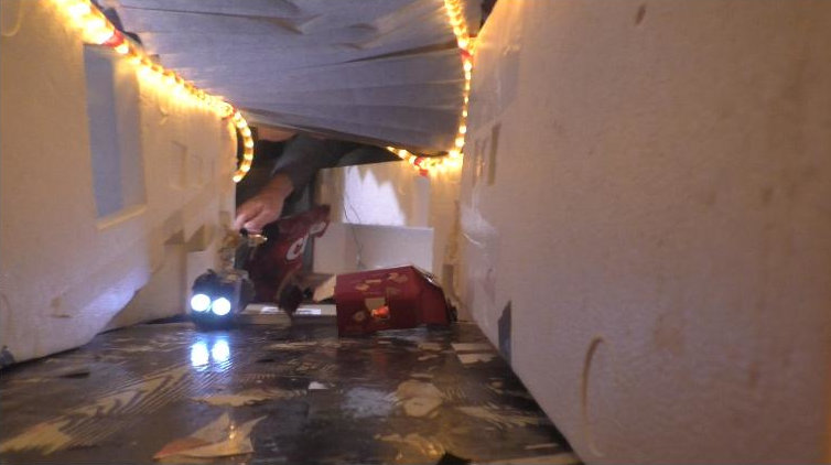 ww8348a.jpg ww8348a.jpg